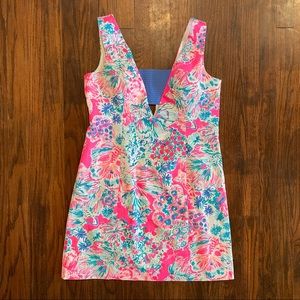 Lily Pulitzer EUC cut out dress size 8